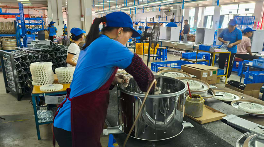 烘干機發(fā)出異響？別慌，我們來幫您