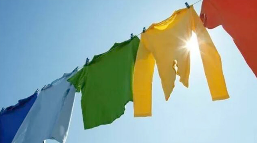 家用衣服烘干機(jī)與太陽晾曬干衣相比，哪種更節(jié)省能源？