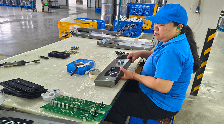 品質(zhì)源于嚴(yán)苛測試，金環(huán)電器的實(shí)驗(yàn)室保障