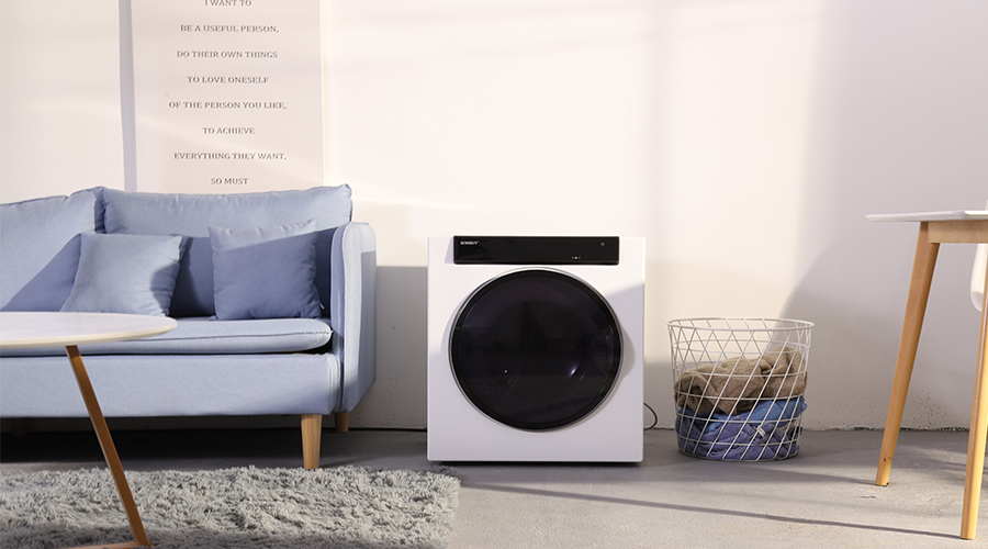 羽絨服，到底該不該用滾筒干衣機(jī)進(jìn)行烘干？