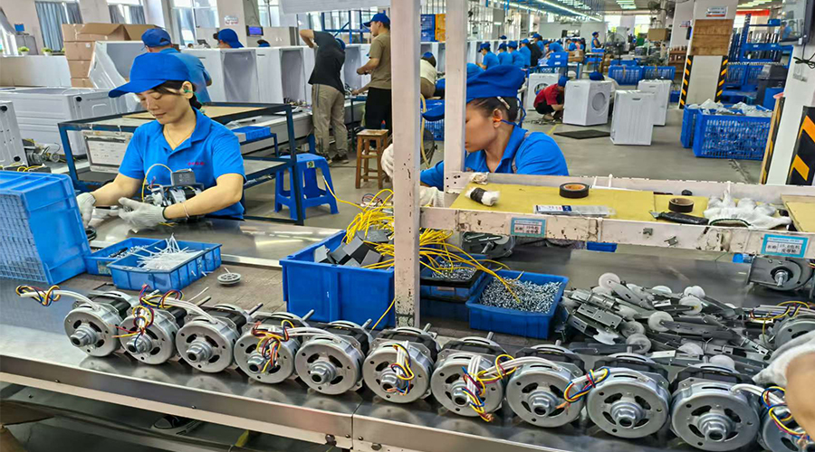 選擇靈活定制的合作伙伴，而非僅僅是制造商