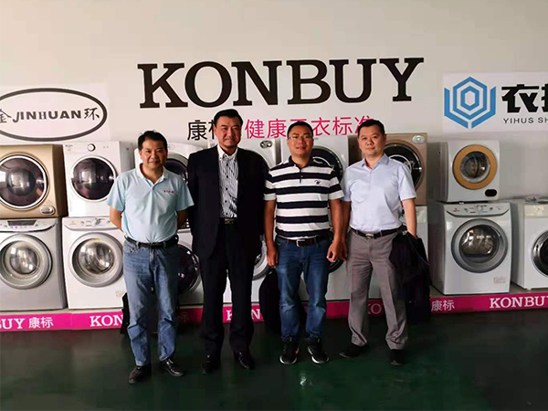 松下領(lǐng)導到廠照片